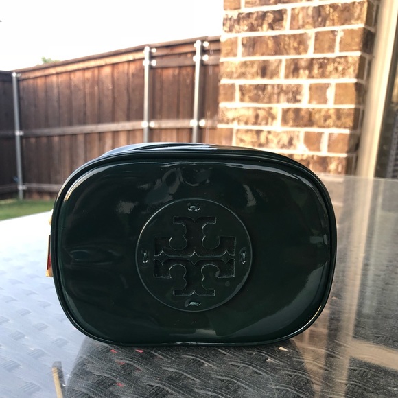Tory Burch Handbags - New Tory Burch Small Makeup Bag